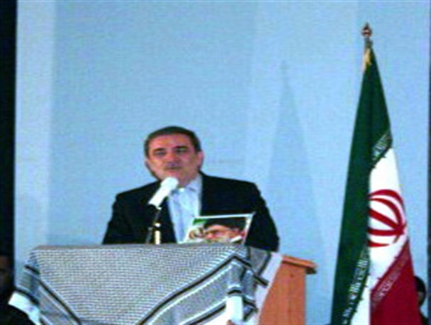 نباید جوانان را از پست‌های مدیریتی کنار بگذاریم