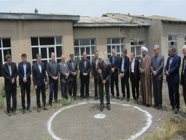 کلنگ زنی مدرسه 3 کلاسه در دهستان گوگ تپه بیله سوار+عکس
