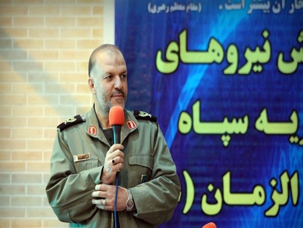 شاخصه اصلی پاسدار، حفظ و حراست از دستاوردهای انقلاب حتی با نثار جان/ ظرفیت های پاسداران برای دفاع از انقلاب و اسلام جهانی است