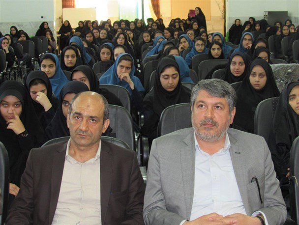 مشارکت رای اولی ها در انتخابات پیش رو سرنوشت ساز است