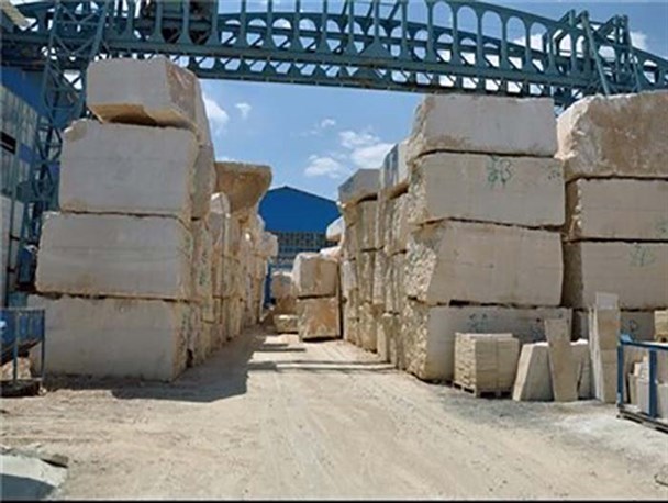 سنگبری های بروجرد در وضعیت بحرانی/سال گذشته 500 کارگر سنگبری اخراج شدند