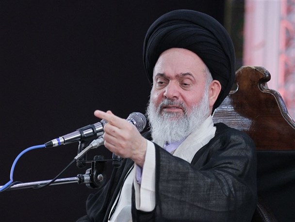 پرورش آموزه‌های دینی زرهی در مقابل آماج حملات دشمنان است