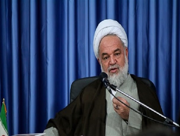 رزمایش کمک مؤمنانه در کشور انقلاب به پا کرده است/ ایمان مردم این حرکت را جهت‌دهی می‌کند