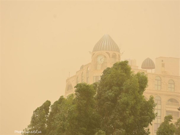 گرد و خاک استان‌های غربی منشا خارجی دارد