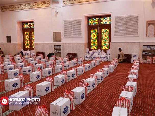 آغاز دومین مرحله رزمایش کمک مومنانه با توزیع 68هزار بسته معیشتی در هرمزگان