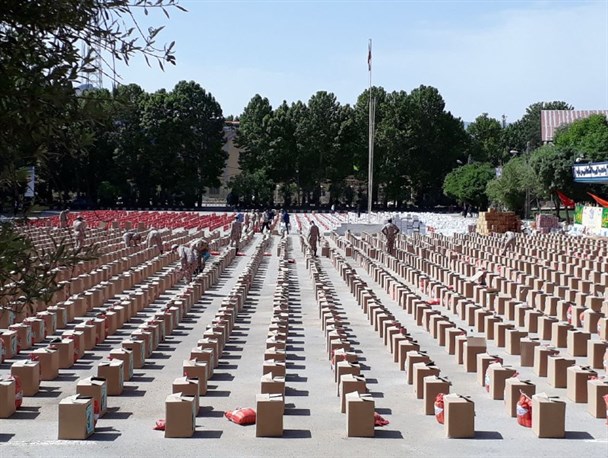 ۲۱۰۰ بسته معیشتی در خرم آباد توزیع می شود