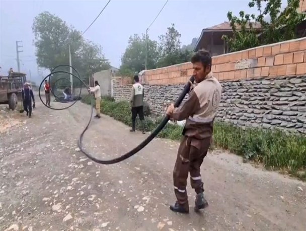 حل مشکل آب شرب روستای "لتکومه" گلوگاه با کمک بسیج+فیلم