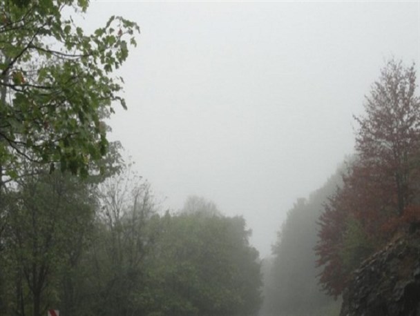 غبار محلی آسمان کرمانشاه را فرا می گیرد