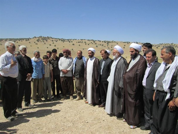 دیدار نماینده ولی فقیه در ایلام با عشایر ایوان+ تصاویر