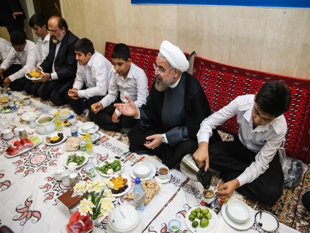 افطارِ روحانی/ پیشنهادی برای آقای رئیس جمهور
