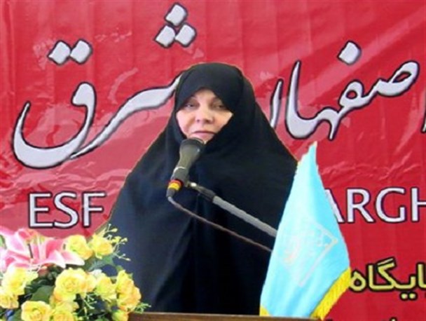 هنرمندان باید در مسیر تعالی گام بردارند/ وظیفه صدا و سیما آئینه تمام قد زیبایی های جمهوری اسلامی شود