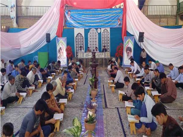 گزارش تصویری از مراسم جزءخوانی قرآن کریم در مسجد اعظم شهیدیه میبد