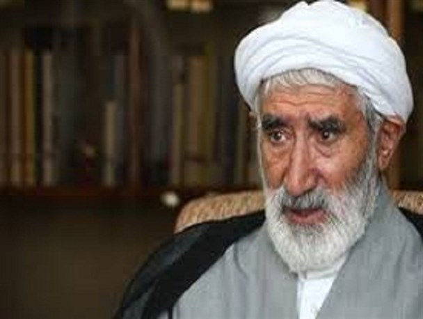 پیکر حجت الاسلام والمسلمین احمدی در قم تشییع و به خاک سپرده می‌شود