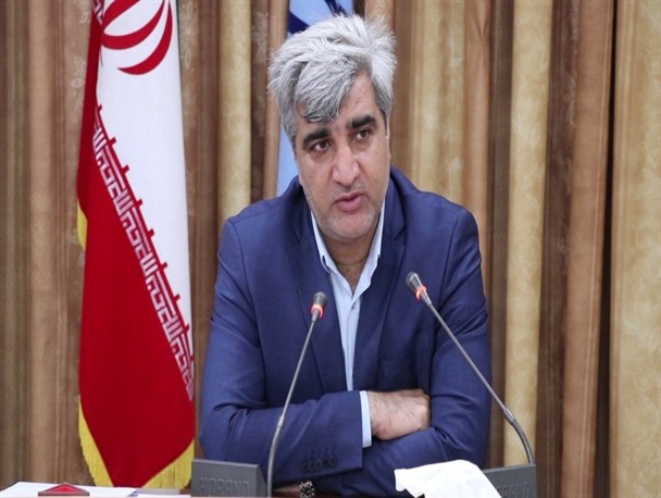 اولویت خرید کالا‌ در دستگاه های دولتی با تولیدات داخلی درون استانی باشد