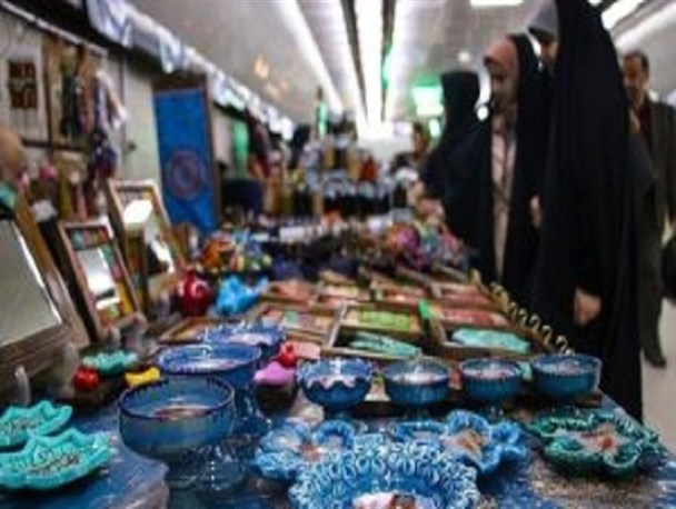 افتتاحیه بازارچه صنایع دستی در شهر جهانی گلیم سیرجان