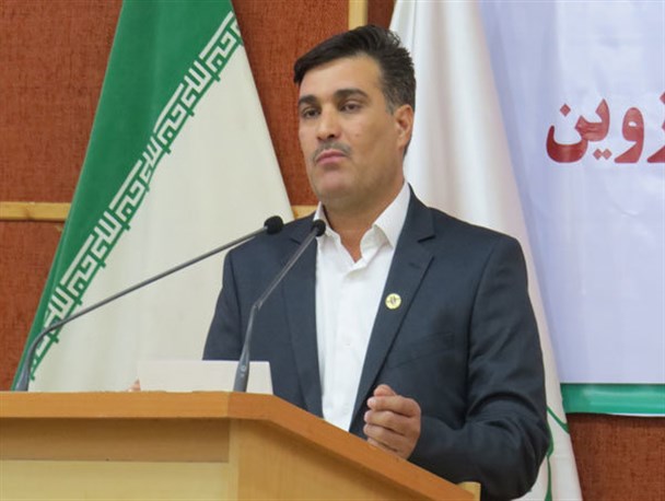 کشف بیش از ۴۰ سلاح غیرمجاز/ فعالیت معدنی کارخانه سیمان هوای قزوین را آلوده کرده است