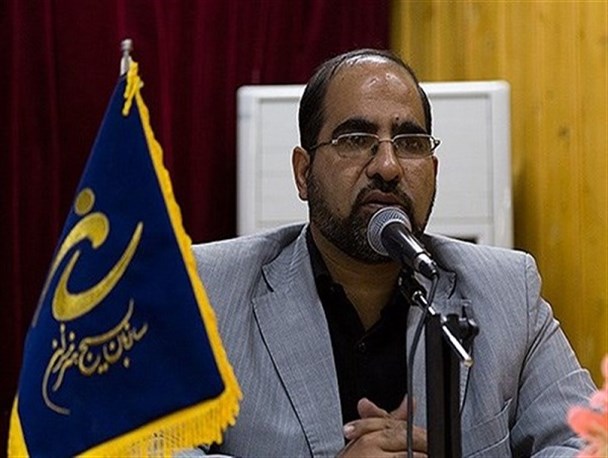 نمایش آثار ناب هنرمندان یزدی در کنگره ملی 4 هزارشهید یزد