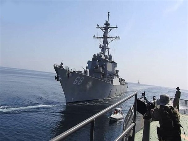 توقیف دو نفتکش یونانی توسط سپاه پاسداران لرزه بر تن یونان انداخت/ جهان همچنان زبانی که می شناسد زبان اقتدار است