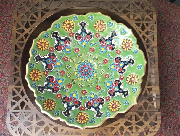 تسلط به بازاریابی اینترنتی و آموزش تخصصی به فروش آثار هنرمندان کمک می‌کند