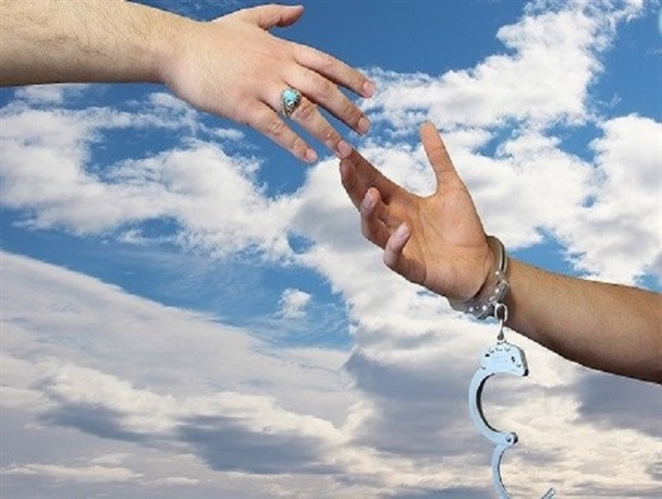 عفو ضارب پس از تحمل یک سال حبس