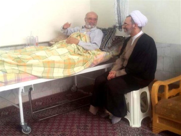 تصویری صمیمی از ملاقات دو شخصیت دارالعباده