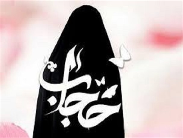 دشمن با تهاجم فرهنگی عفت زنان و مردان جامعه اسلامی را نشانه گرفته است
