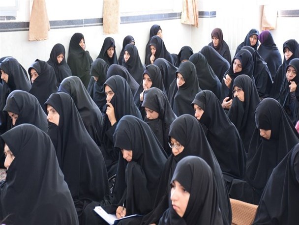 برپایی نمایشگاه «من کاملا آزادم» در مرکز بانوان آفتاب اصفهان