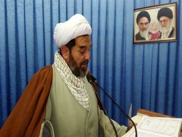 دشمن با برنامه ریزی سعی در مقابله با ارزش های اسلامی دارد