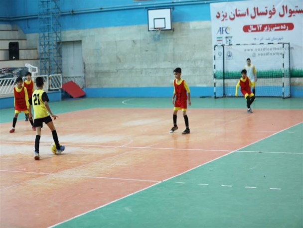 همه مسابقات ورزشی در یزد باید پیوست فرهنگی داشته باشد