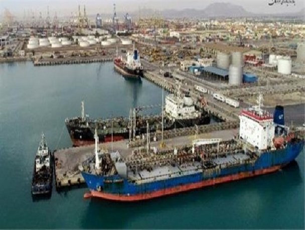 انجام سه هزار و ۱۸۶ عملیات ایمن راهنمایی کشتی‌ها در بنادر هرمزگان/ افزایش ۳۶درصدی تعداد عملیات راهنمایی در همسنجی با مدت مشابه