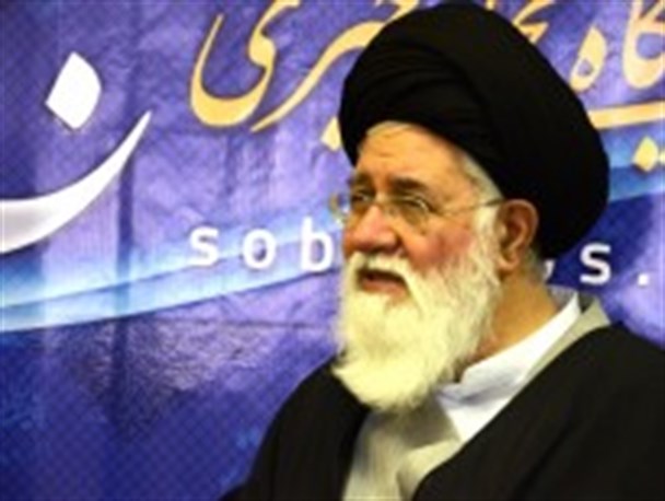 استکبار جهانی در مقابل جهنمی که در غزه برای خود ایجاد کرده درمانده شده است