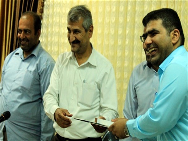 تجلیل از خبرنگاران و اصحاب رسانه توسط شهردار بندر گناوه+تصاویر