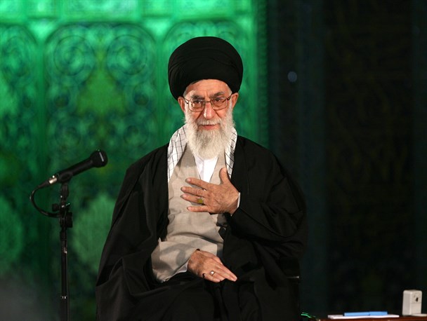 موج حملات فرهنگی دشمن، ایمان جوانان را هدف قرار داده