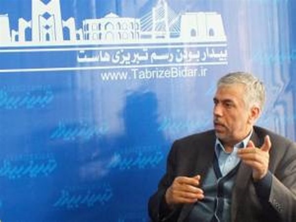 انفعال ما در اجرای برجام پیام بی غیرتی به طرف مقابل می دهد