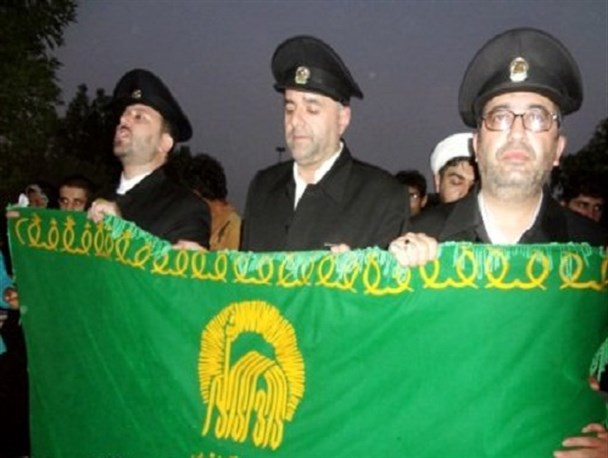 مراسم استقبال از کاروان زیر سایه خورشید در دلگان