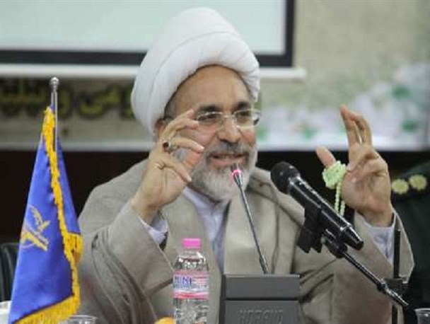 خبرنگار فقط اهل تعریف و تمجید از مدیران نباشد/ اولویت شناسی و اهمیت به اخلاق حرفه‌ای از تفاوت‌های خبرنگار اسلامی و غربی است