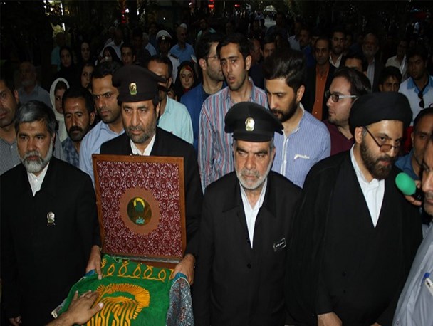 استقبال از خادمان حرم امام رضا (ع) در اصفهان+ تصاویر