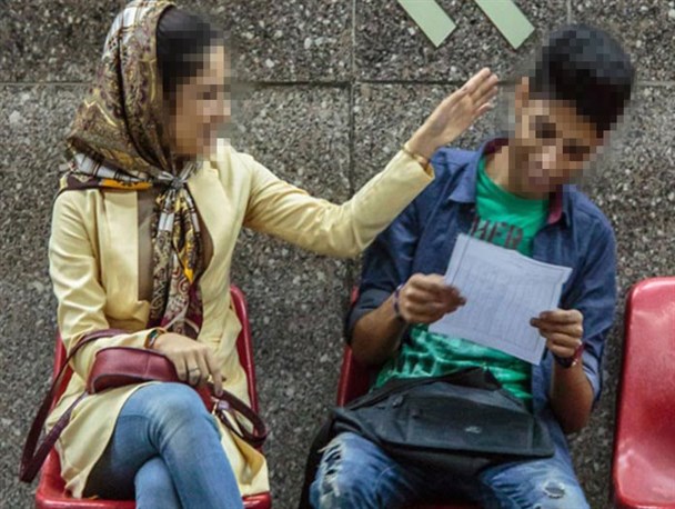 چرا روابط دختر و پسر در جامعه افزایش یافت؟