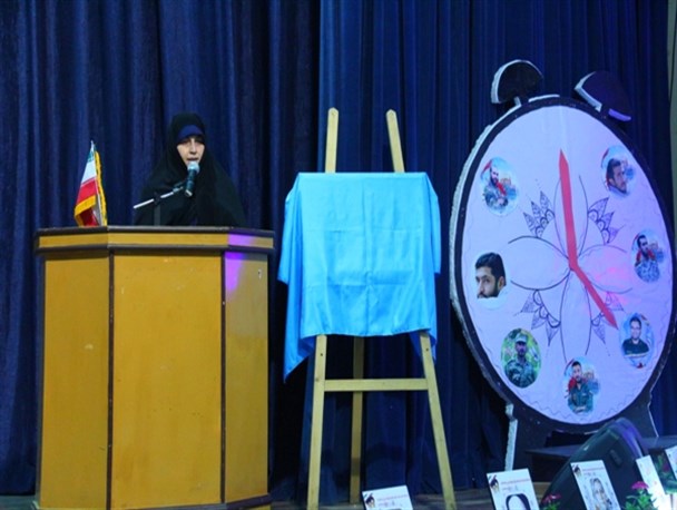انتقادازسنگ اندازی مسئولین گلستانی در فعالیت های انقلابی/عده ای ازسفره خون شهدا ارتزاق می کنند اما بی خیال انقلاب و جهاد شدند