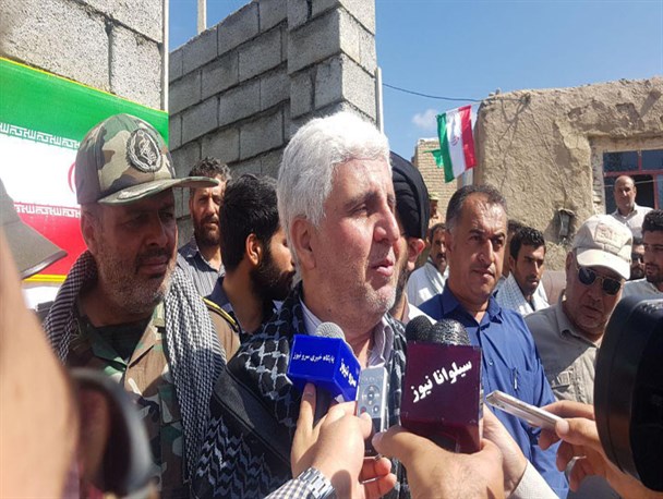 حضور دانشجویان برای خدمت و محرومیت‌زدایی در نقاط صفر مرزی ارزشمند است
