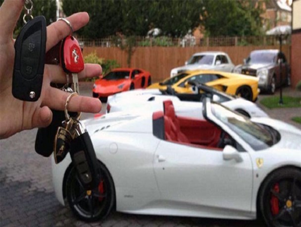 ویترین های مجازی فرسنگ‌ها دور از واقعیت حقیقی /تاثیرات مخرب شبکه‌های اجتماعی رهاشده بر ذائقه بصری جوانان