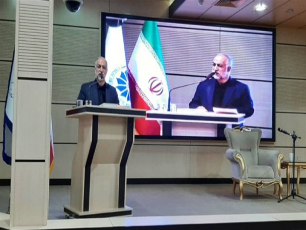 اجازه سنگ‌اندازی مسئولان را نمی دهیم