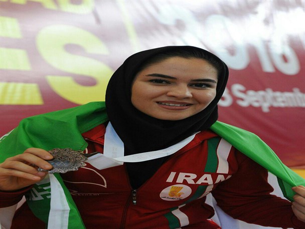استقبال از مدال‌آور مسابقات جهانی کشتی آلیش قرقیزستان در چناران