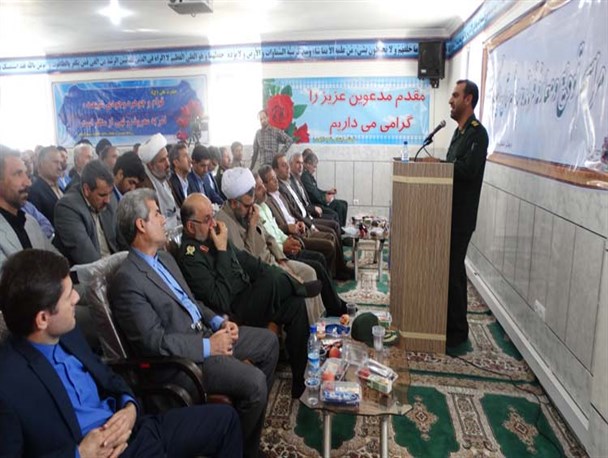 مراسم تودیع ومعارفه فرمانده سپاه الیگودرز برگزار شد+تصویر