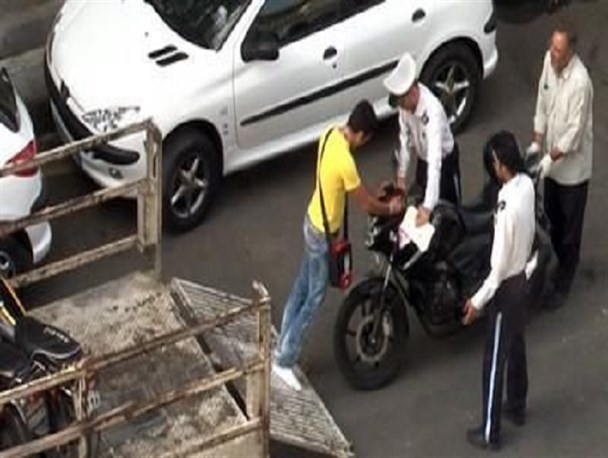 حادثه آفرینی همه روزه موتورسواران اشتهارد/ از نبود مرکزی برای صدور گواهینامه تا موتور سواری نوجوانان