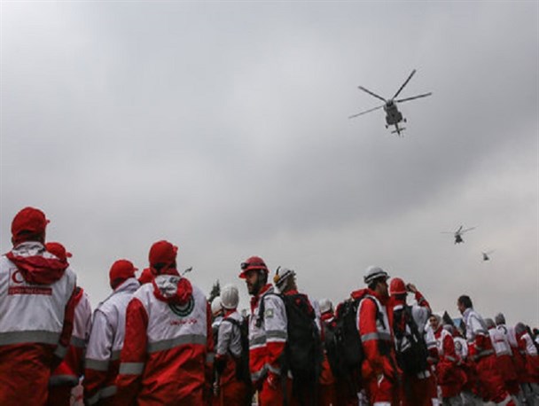 استقرار بالگرد در مرز خسروی /خدمت‌رسانی هلال احمر به زوار اربعین با ۲۱ پایگاه امدادی