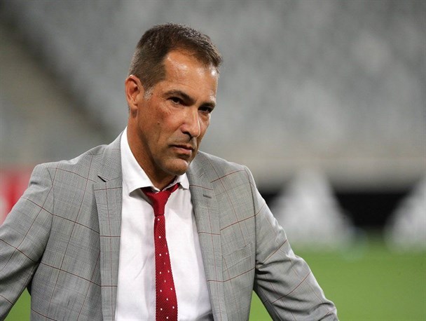 ده‌سا: شرایط تیم ملی فوتبال در آستانه جام جهانی ایده‌آل نیست/ شاید ۲ سال مربی ایران باشم!