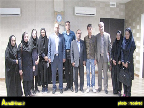دیدار مدیرکل آموزش وپرورش فارس با دانش آموزان حادثه دیده درودزنی +تصاویر