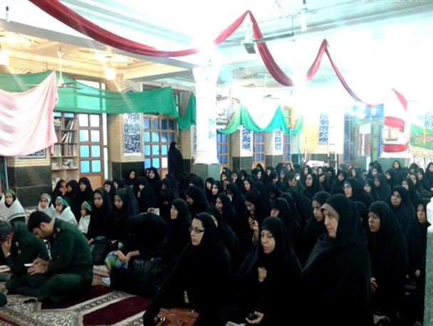 برگزاری اردوی جهادی خواهران بسیجی حاجی‌آباد