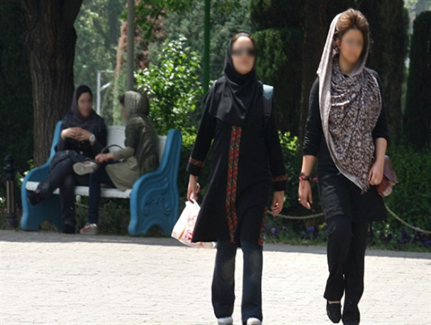 وضعیت عفاف و حجاب بانوان جامعه اسفناک است / مردان با حجاب تر از زنانند